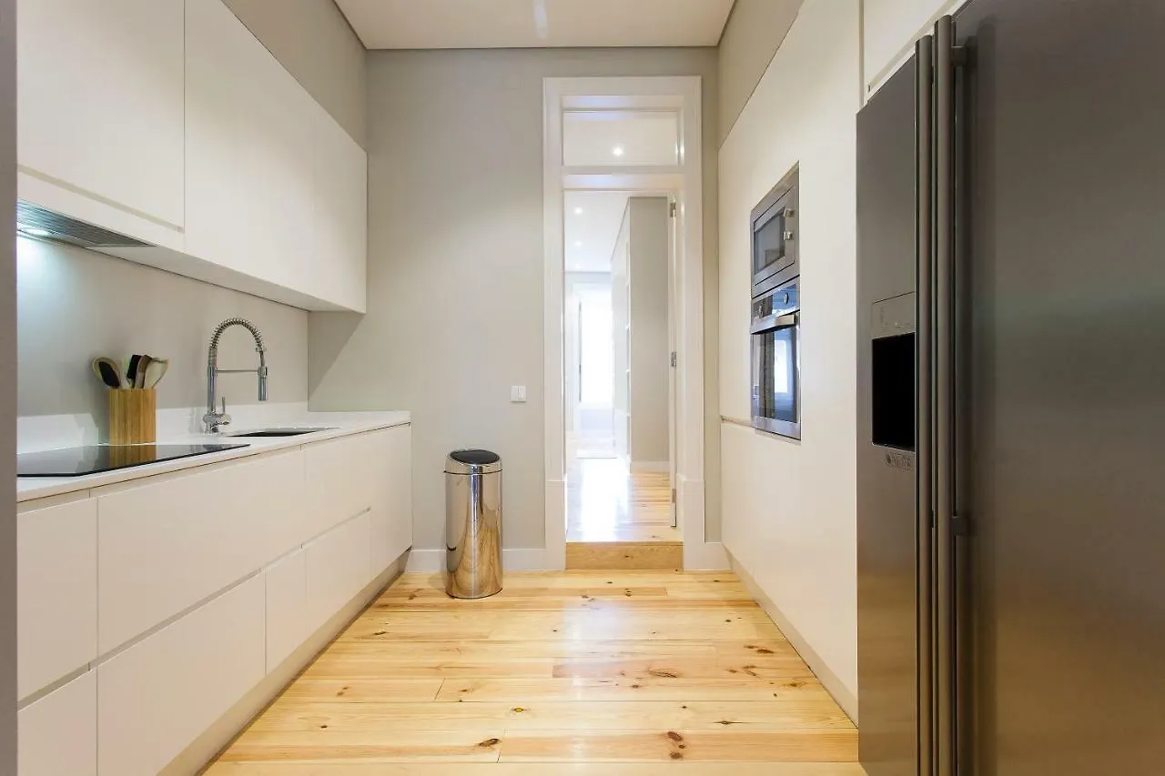 Daire Joivy Deluxe 3Br Apt With Workspace By Figueira Sq And Rossio Subway Lisboa Portekiz